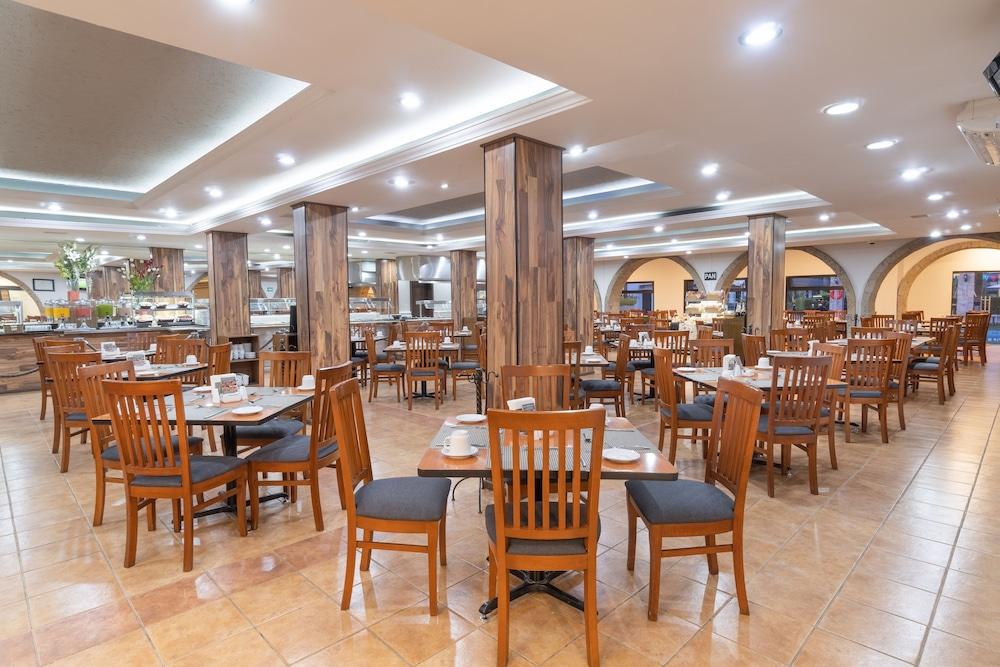 Hotel Malibu Сапопан Экстерьер фото