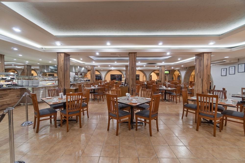 Hotel Malibu Сапопан Экстерьер фото